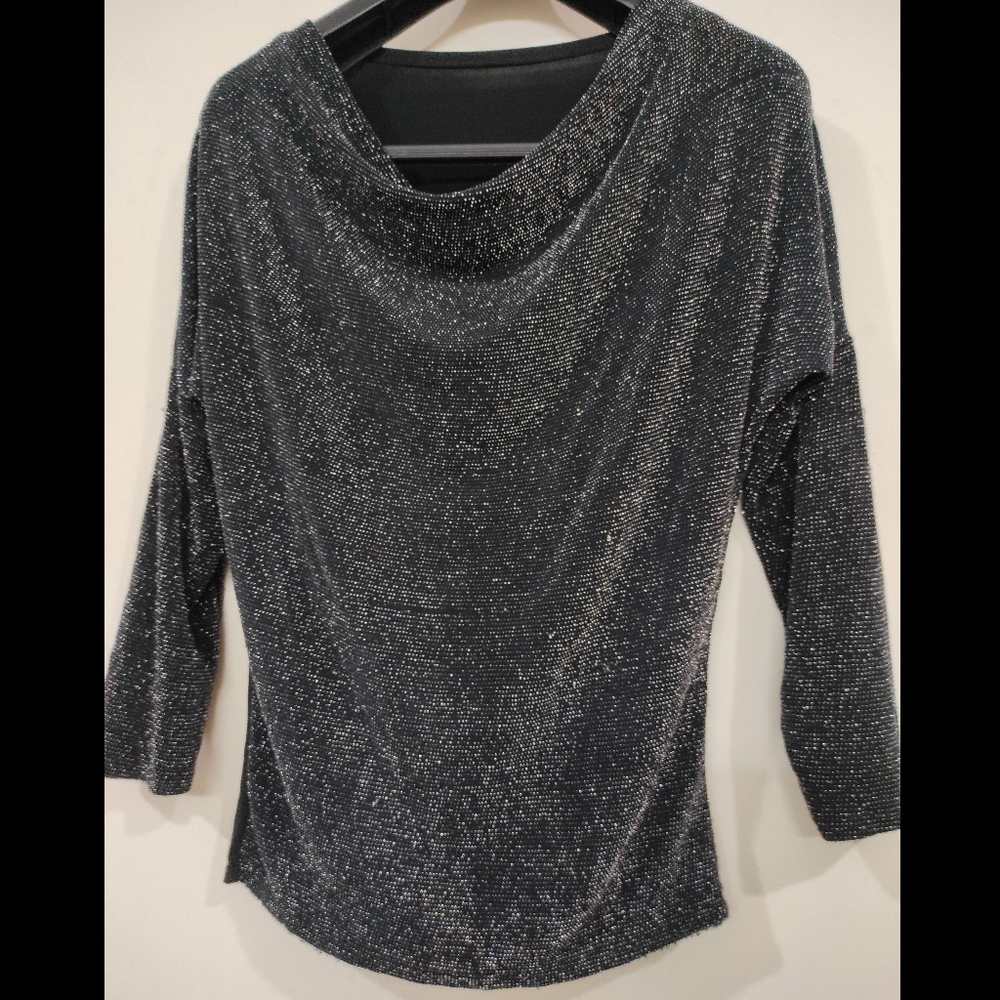 BLACK SHIMMER TOP - Picture 4 of 7
